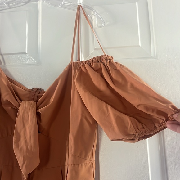 Nude romper - Picture 3 of 3